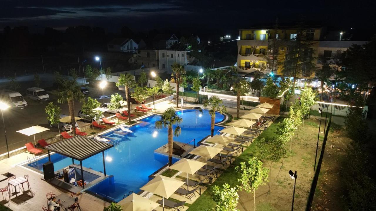 Hotel Qetesia-Te Indriti Velipoje Exterior photo